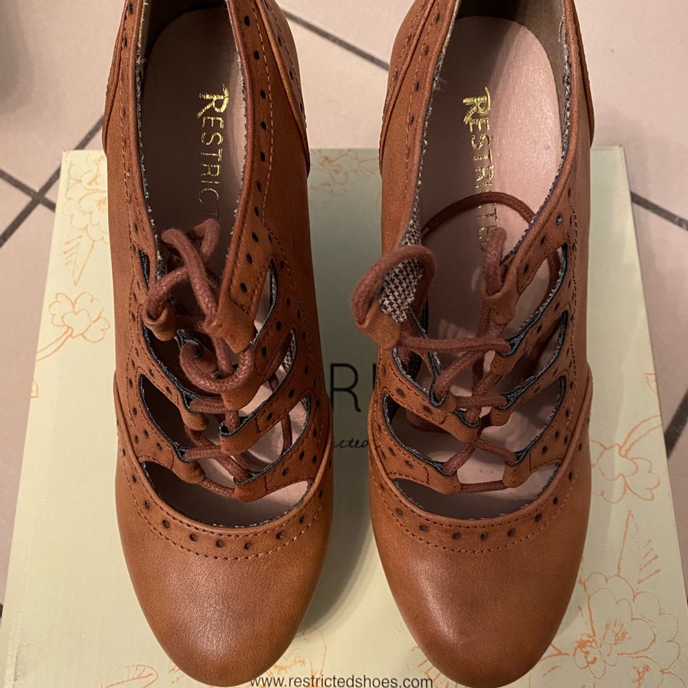 Retro Bootie
